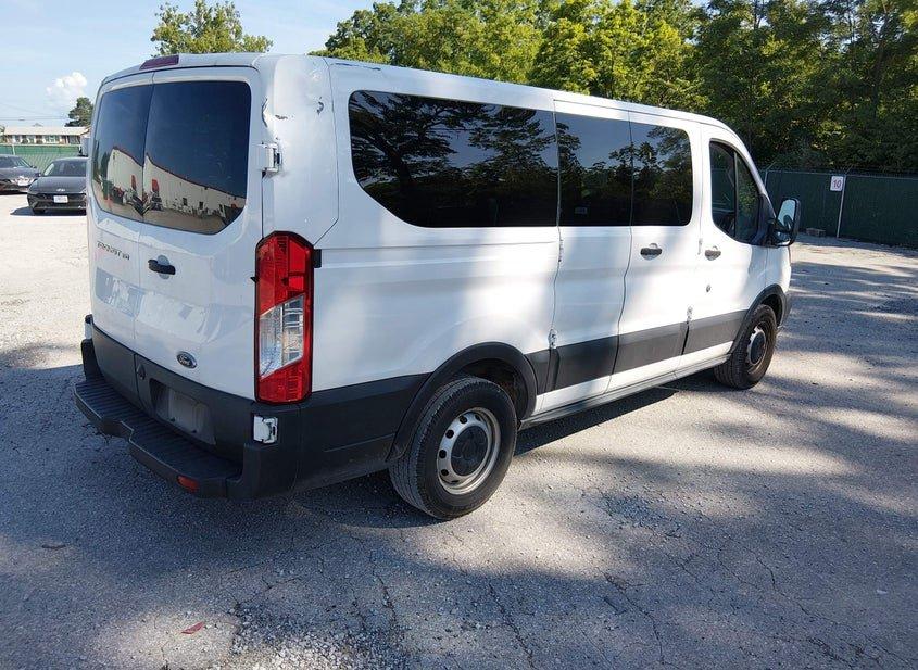 Ford Transit-150
