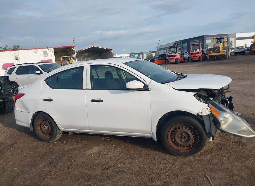 Nissan Versa
