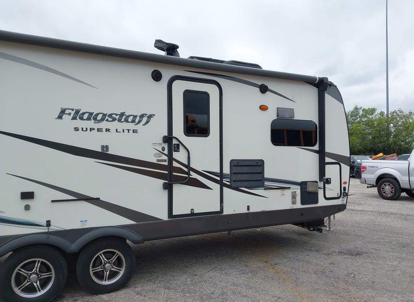 Forest River Flagstaff Super Lite