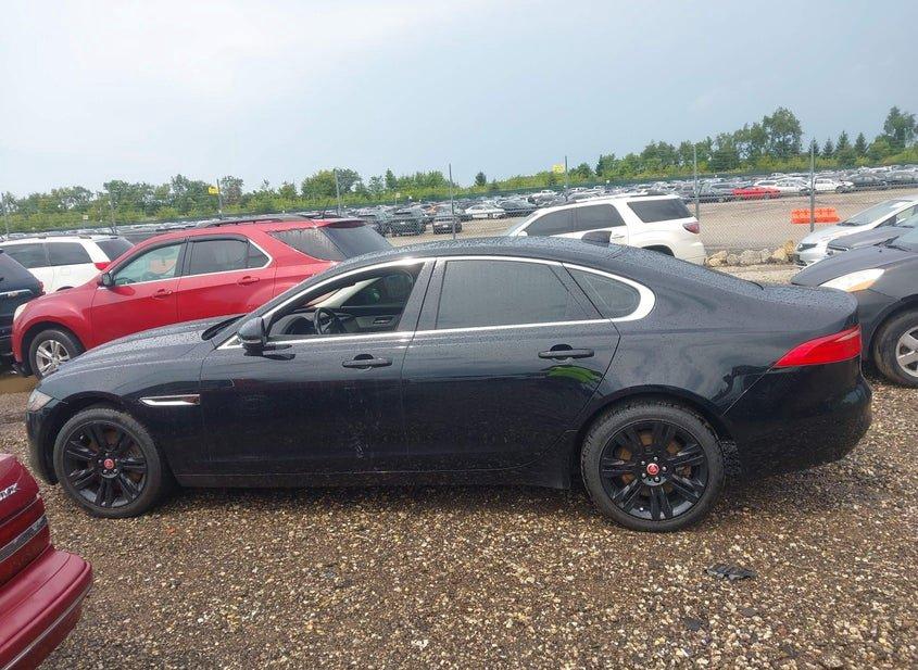 Jaguar Xf