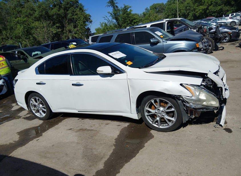 Nissan Maxima