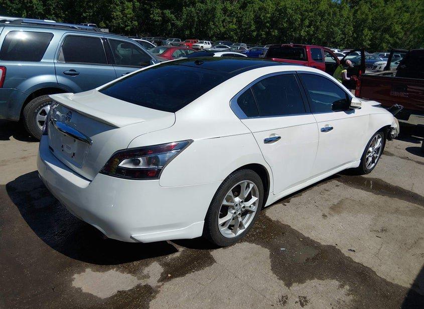 Nissan Maxima