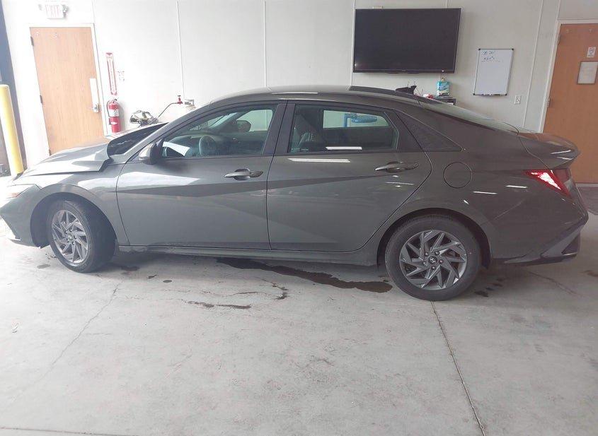 Hyundai Elantra Hybrid