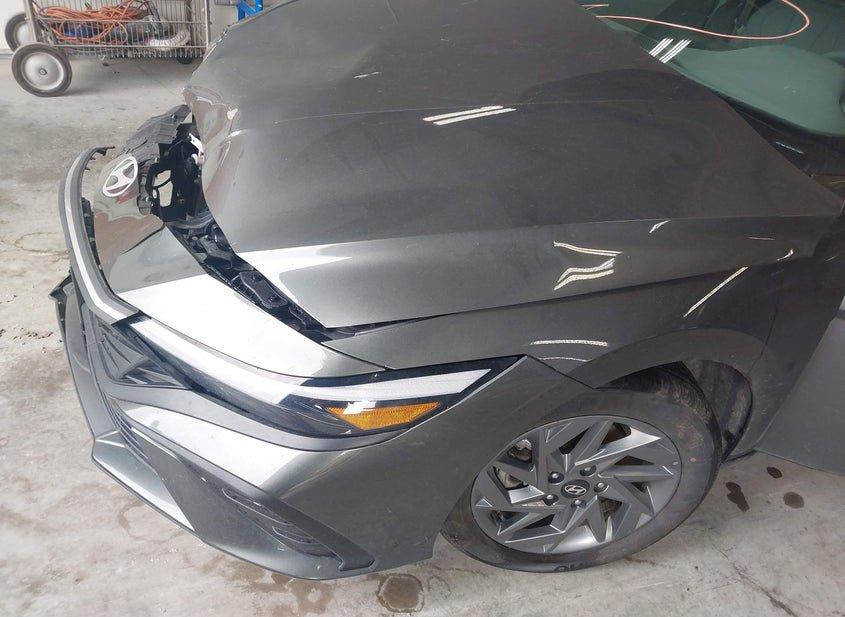 Hyundai Elantra Hybrid