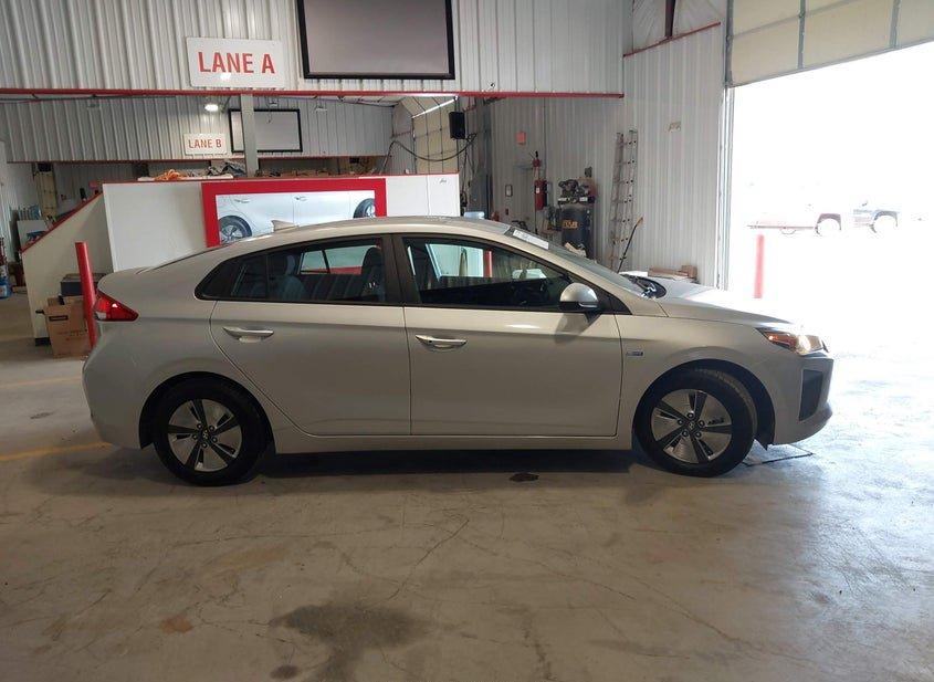 Hyundai Ioniq Hybrid