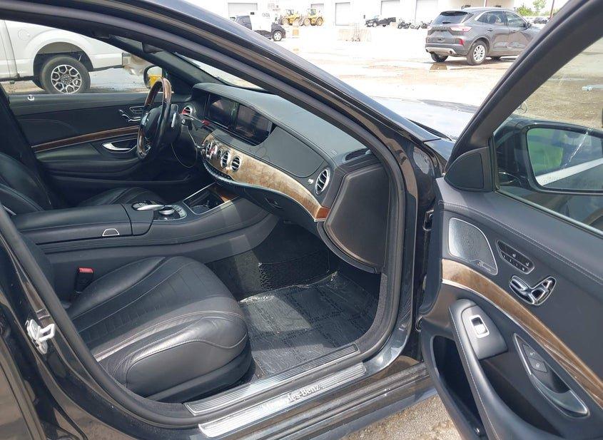 Mercedes-Benz S 550
