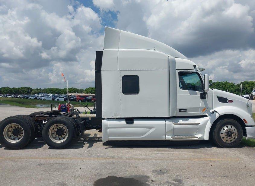 Peterbilt 579