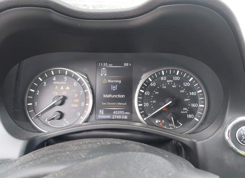 Infiniti Q50