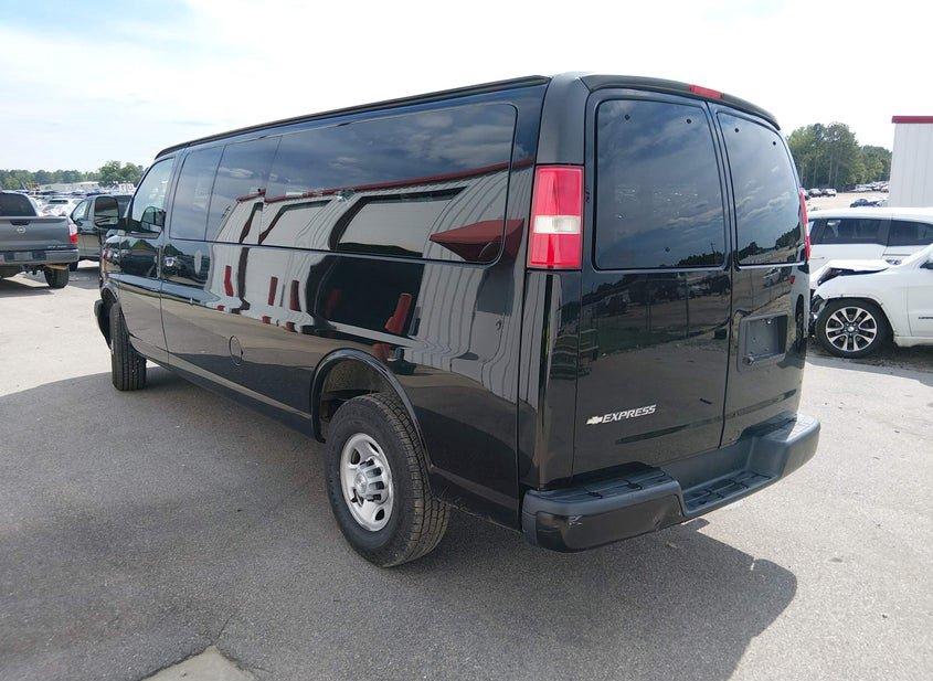 Chevrolet Express 3500