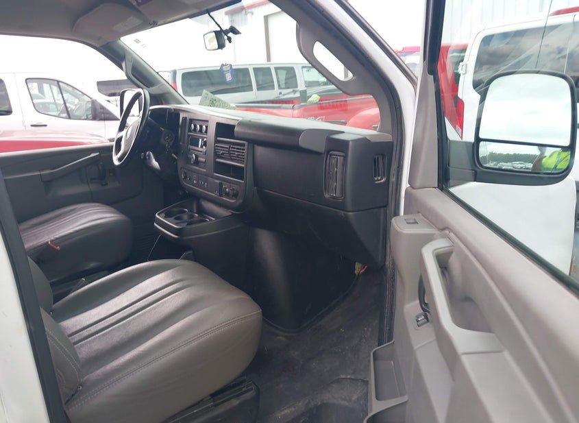 Chevrolet Express 3500