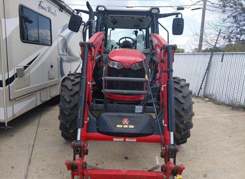 Massey Ferguson 4710 Tractor