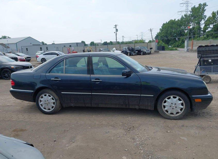Mercedes-Benz E