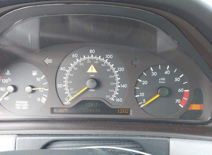 Mercedes-Benz E