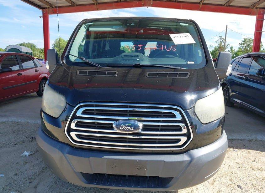 Ford Transit-150
