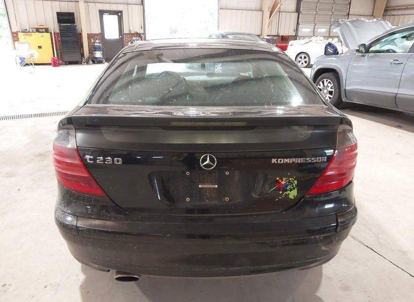 Mercedes-Benz C 230