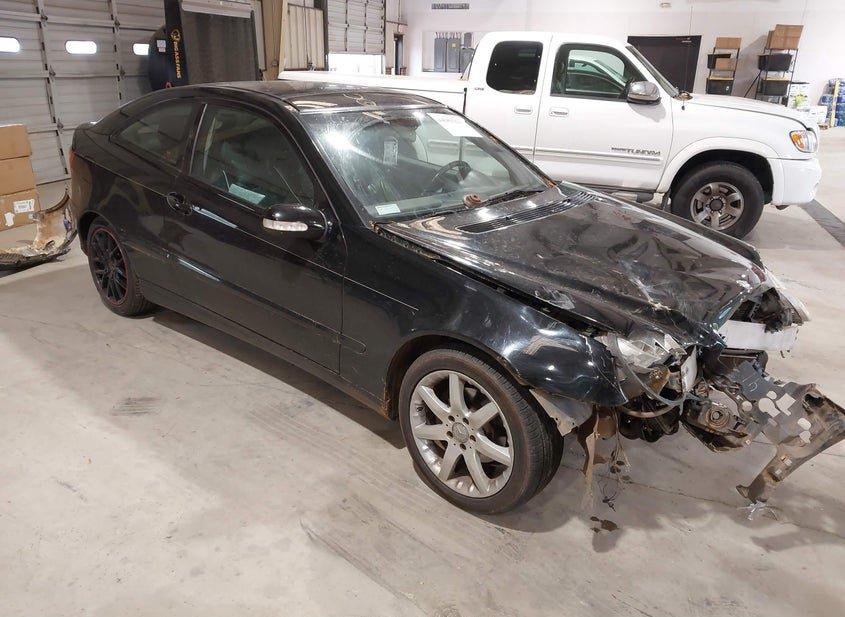 Mercedes-Benz C 230
