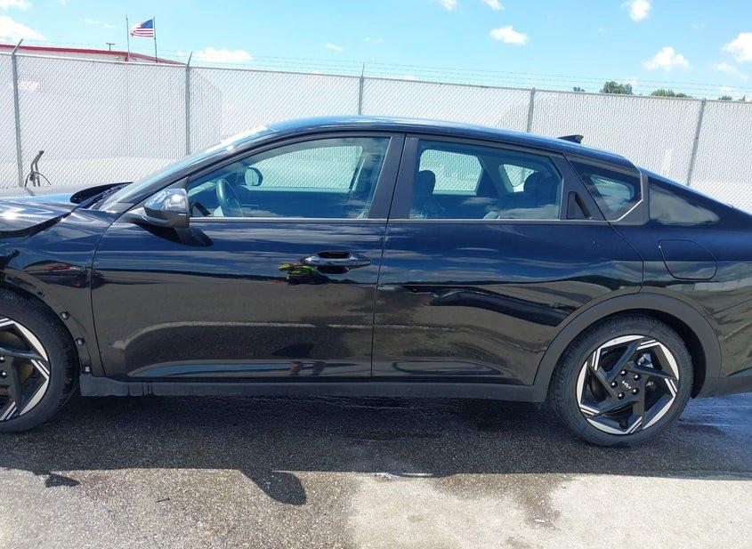Kia K4