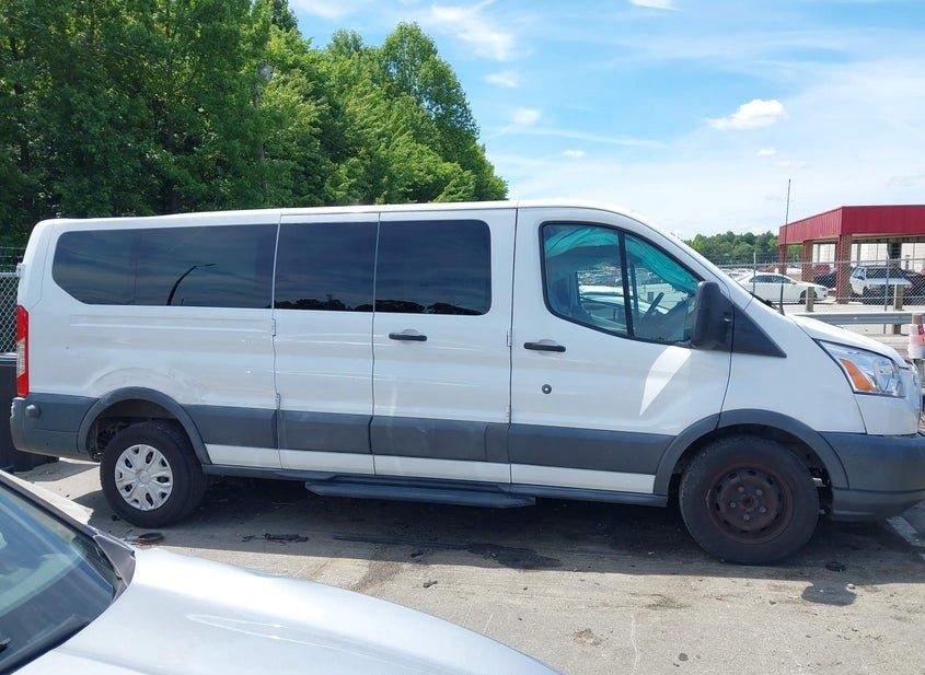 Ford Transit-350