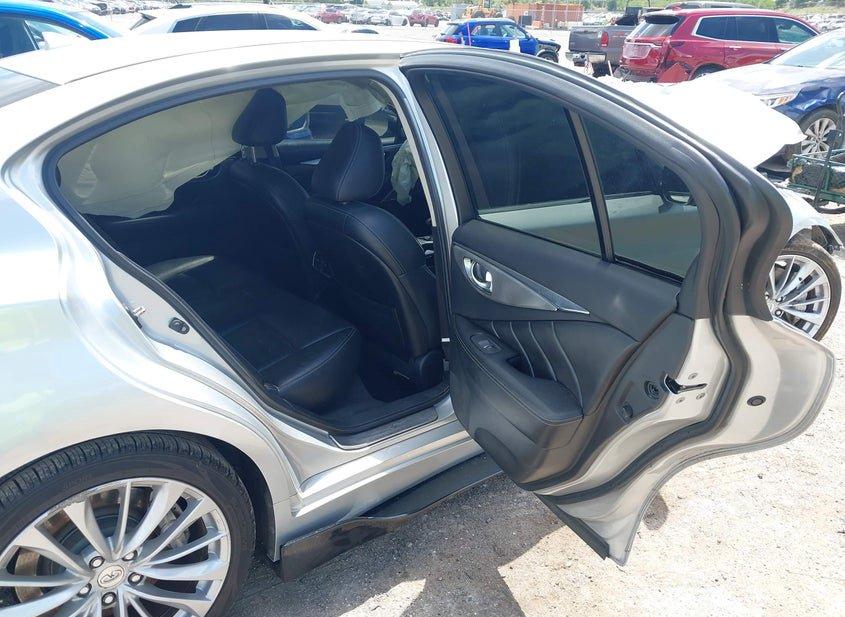 Infiniti Q50