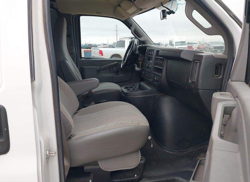 Chevrolet Express 2500