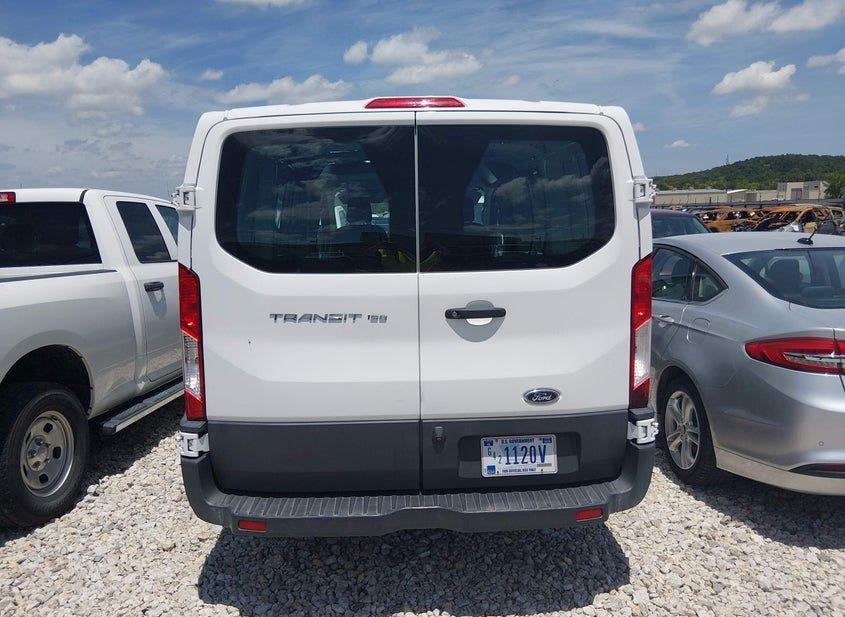 Ford Transit-150