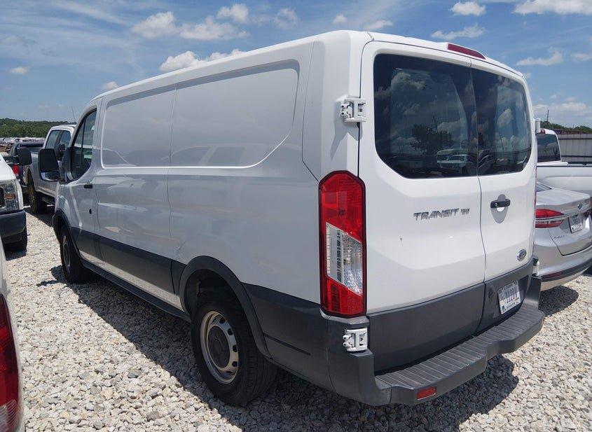 Ford Transit-150