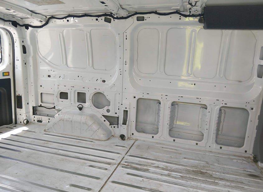 Ford Transit-150
