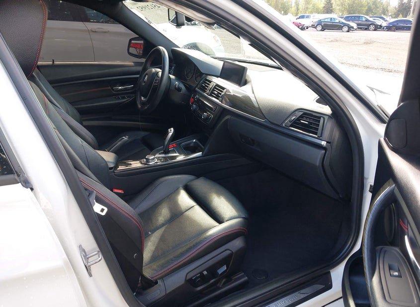 BMW 328I