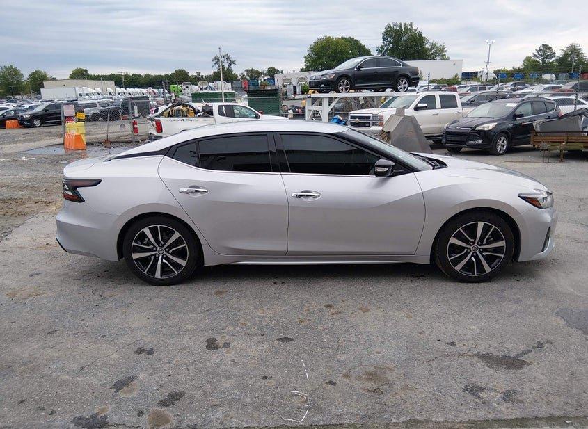 Nissan Maxima