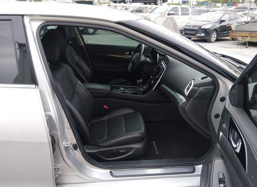 Nissan Maxima