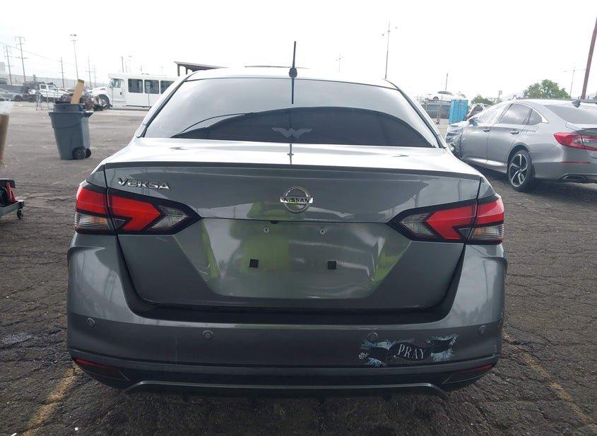 Nissan Versa