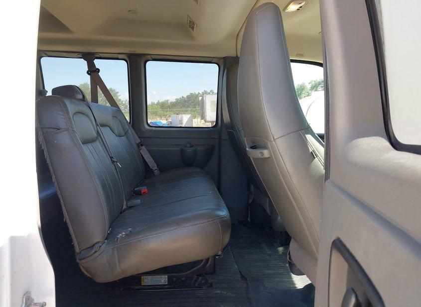 Chevrolet Express 3500