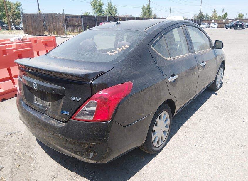 Nissan Versa
