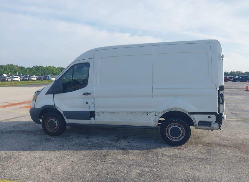 Ford Transit-250