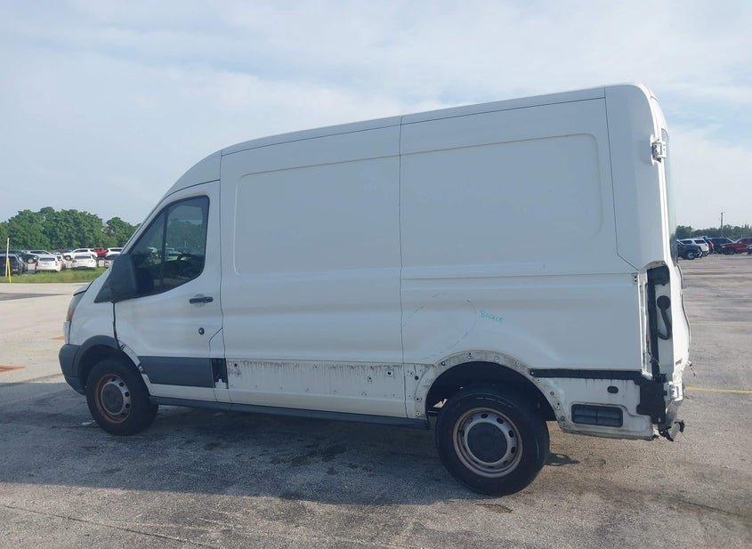 Ford Transit-250