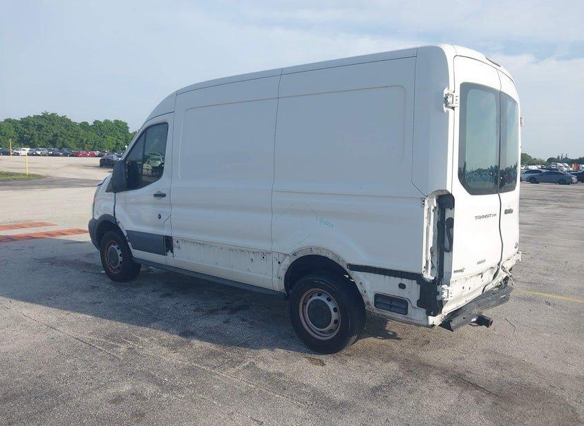 Ford Transit-250