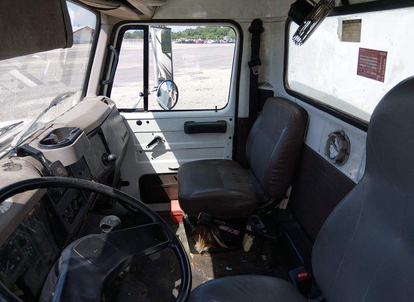 International 4000