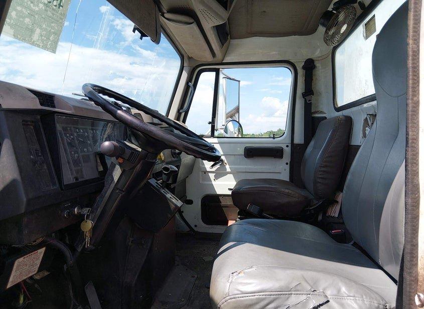 International 4000