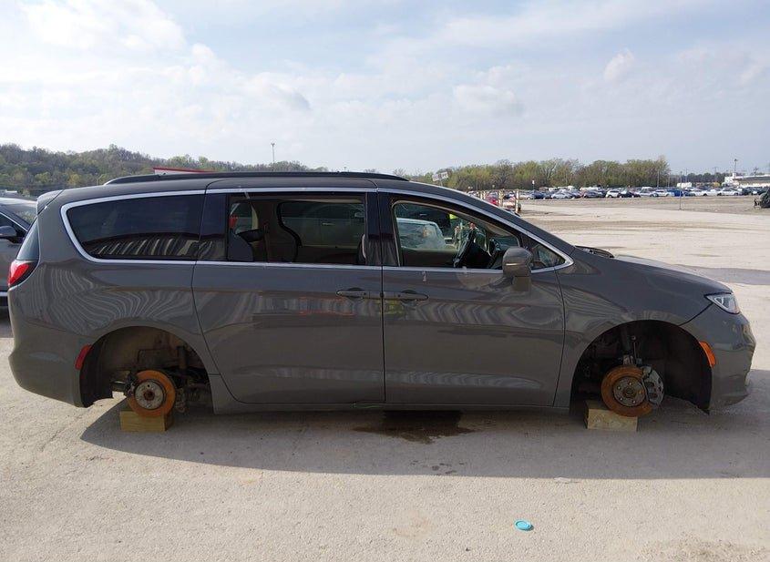 Chrysler Pacifica