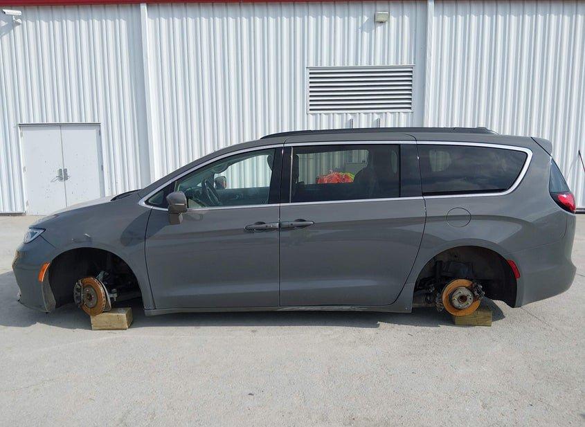 Chrysler Pacifica