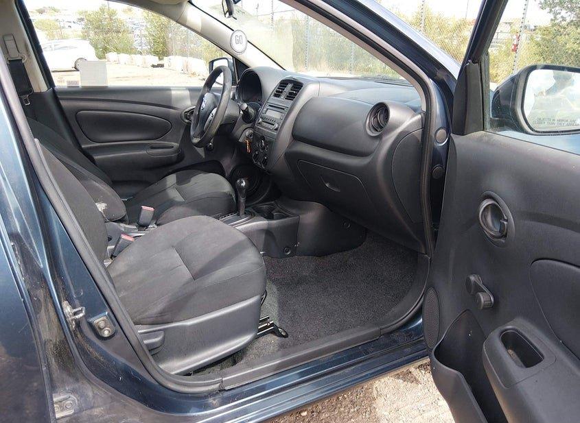 Nissan Versa