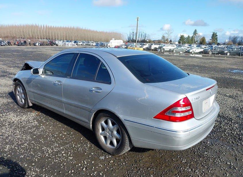 Mercedes-Benz C 240