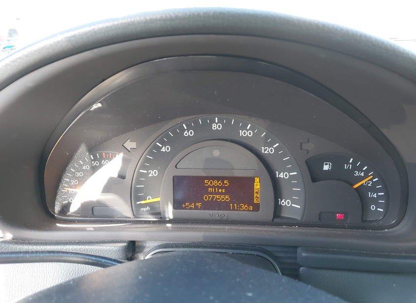 Mercedes-Benz C 240