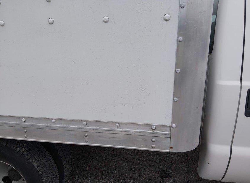 Ford F-350 Chassis