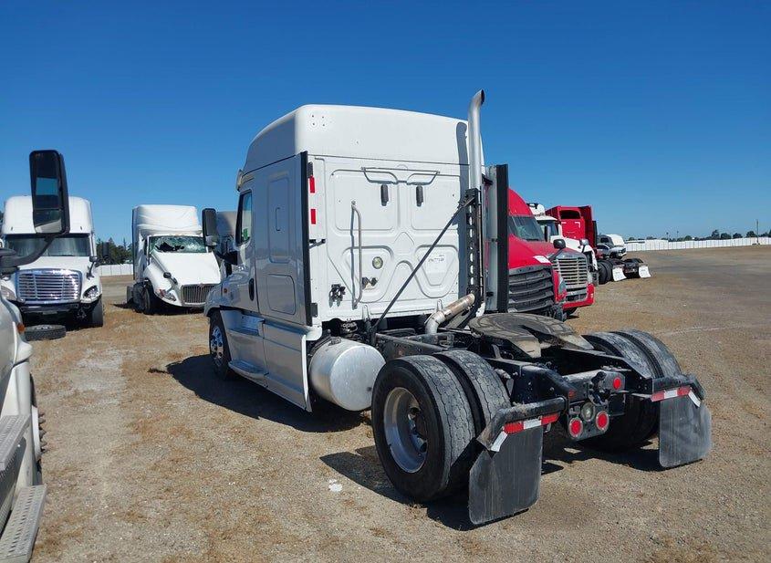 Freightliner Cascadia 125
