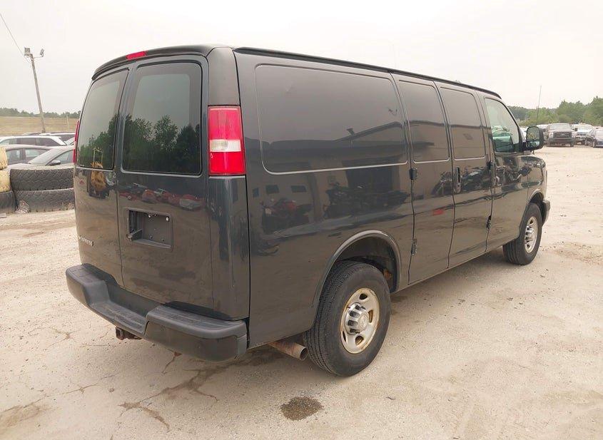Chevrolet Express 2500
