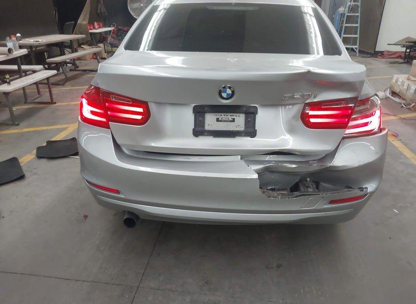 BMW 320I
