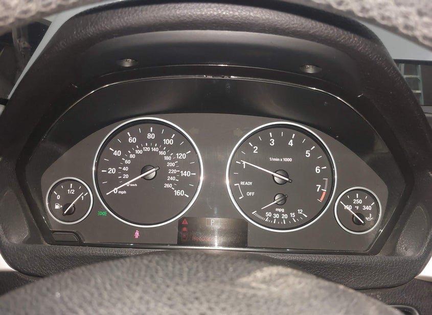 BMW 320I