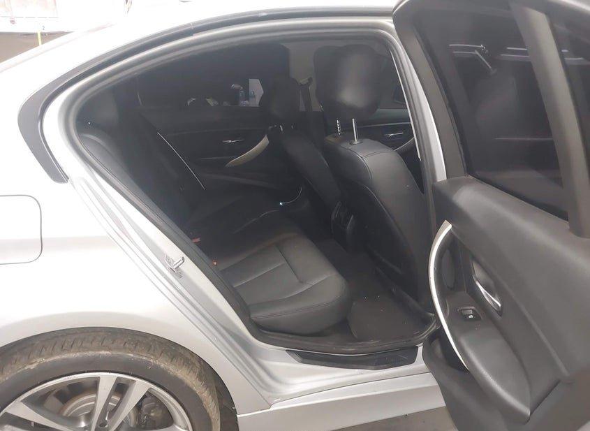 BMW 320I