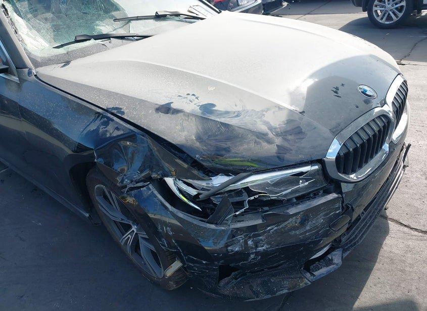 BMW 330I